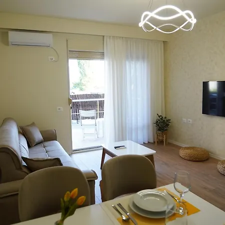 Margen - Center * Tirana