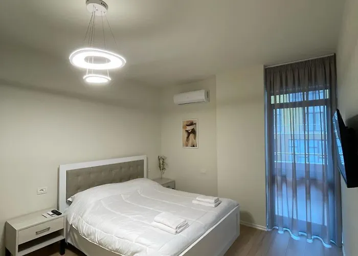 Margen - Center Lägenhet Tirana