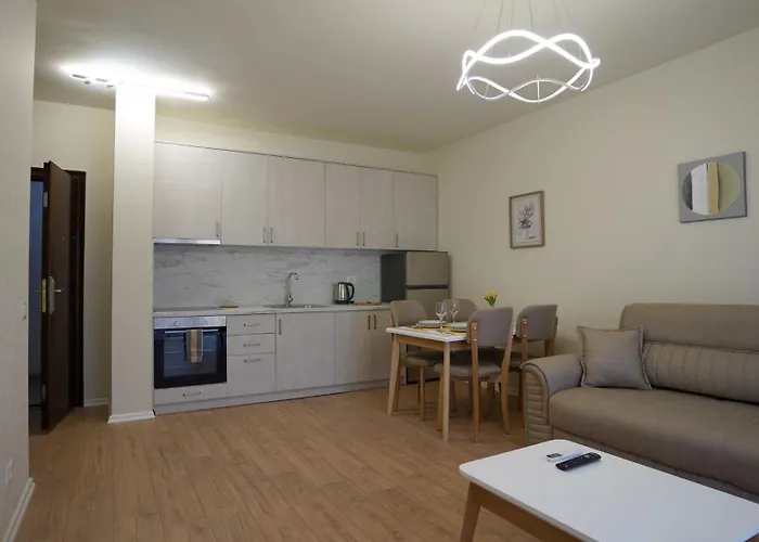 Margen - Center ティラナ