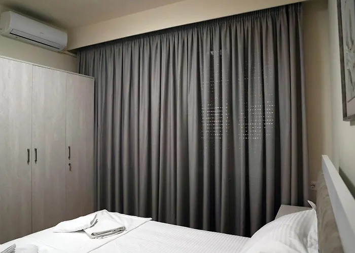 Margen - Center * טיראנה