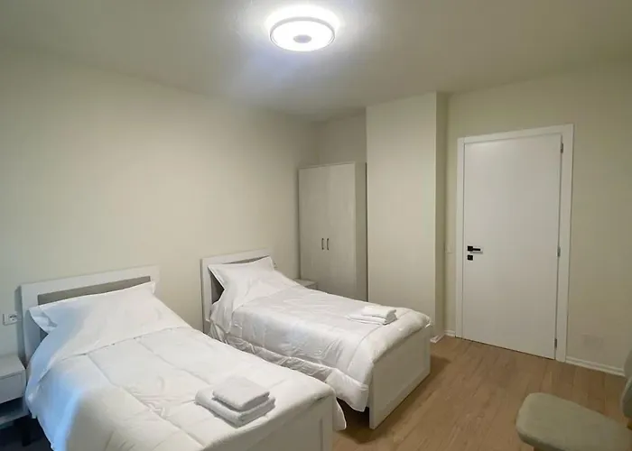 Margen - Center * טיראנה