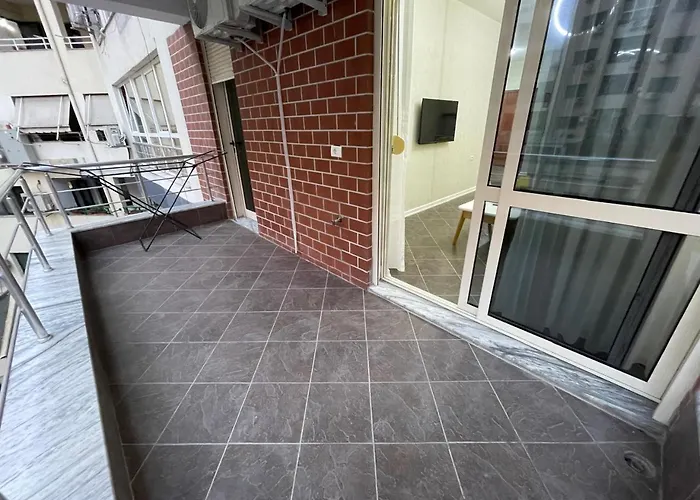 Margen - Center * טיראנה